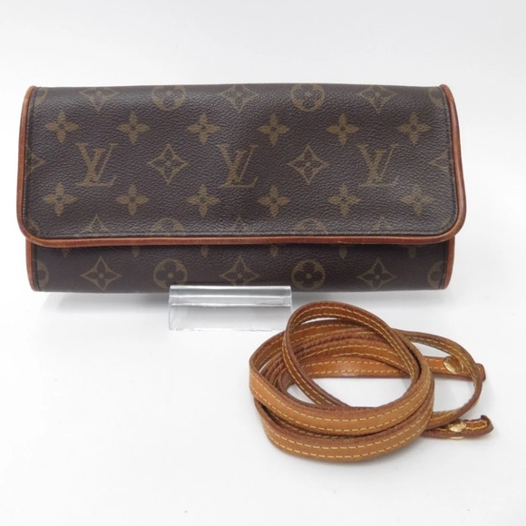 LOUIS VUITTON Pochette Twin GM Monogram Shoulder Bag - Picture 2 of 16